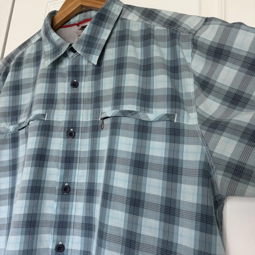 The North Face Tekware Mens Large Blue Plaid Short Sleeve Button Down Shirt